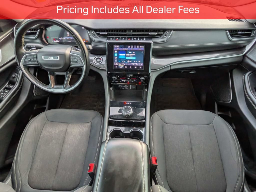 Used 2022 Jeep Grand Cherokee L Laredo w/ Luxury Tech Group I AWD/4WD image 16