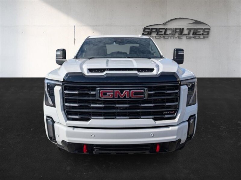 Used 2024 GMC Sierra 3500 AT4 AWD/4WD image 6