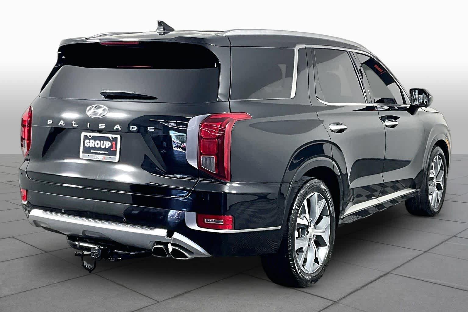 Used 2021 Hyundai Palisade Limited FWD image 12