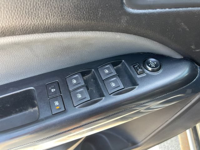 Used 2019 Chevrolet Colorado Z71 AWD/4WD image 16
