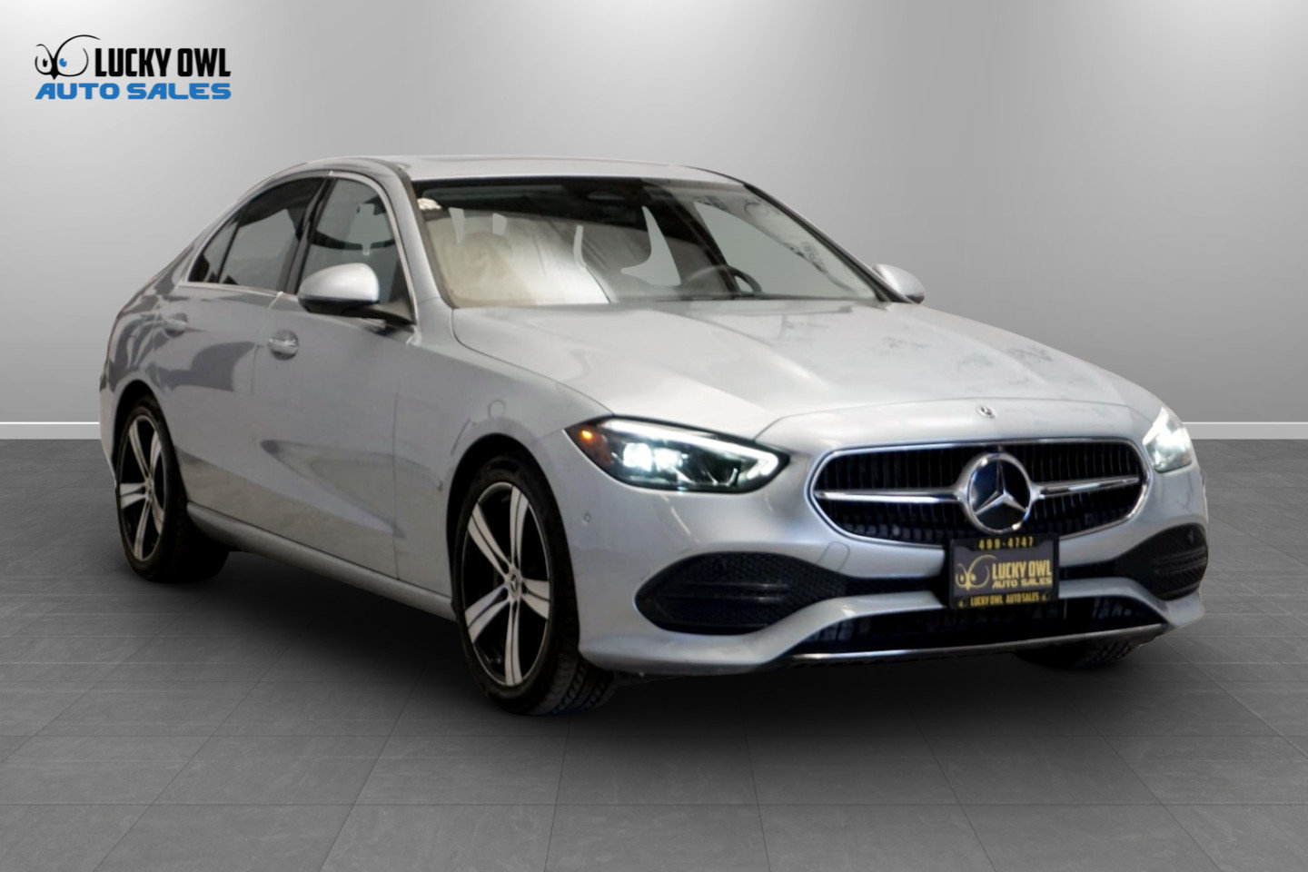 Used 2023 Mercedes-Benz C 300 Sedan image 2