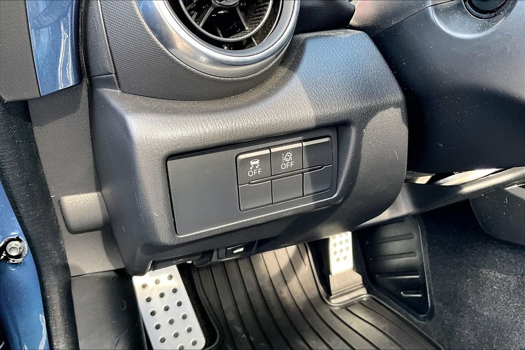 Used 2019 MAZDA MX-5 Miata Grand Touring RWD image 10