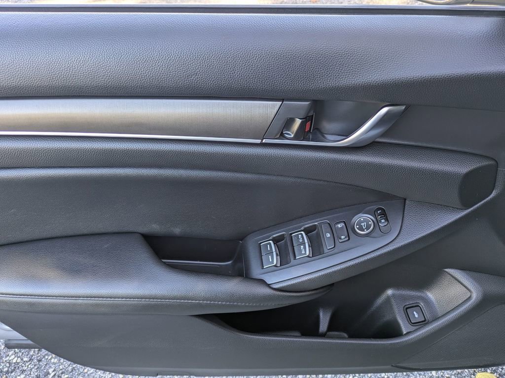 Used 2020 Honda Accord LX image 13