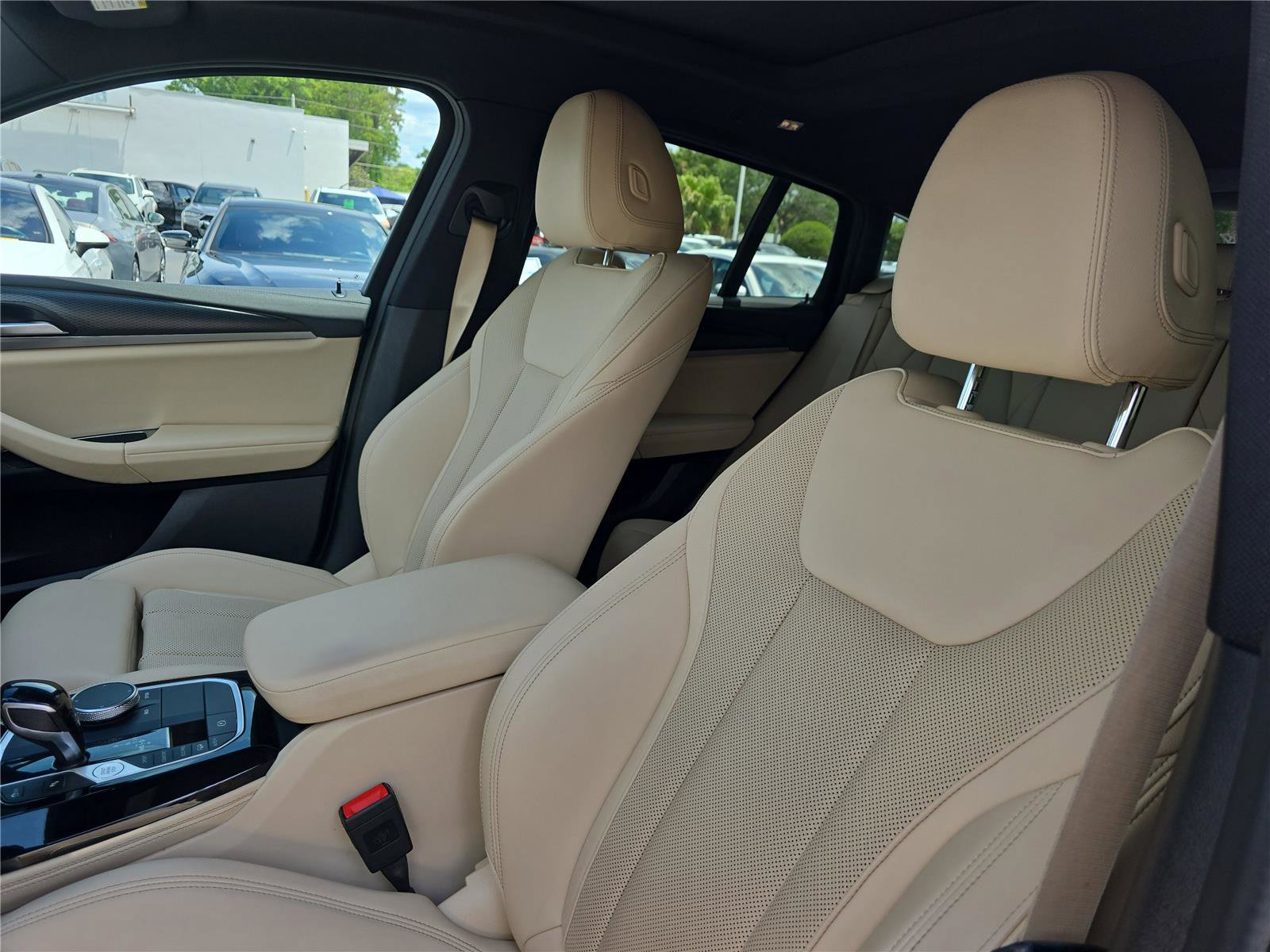 Used 2022 BMW X4 M40i AWD/4WD image 17