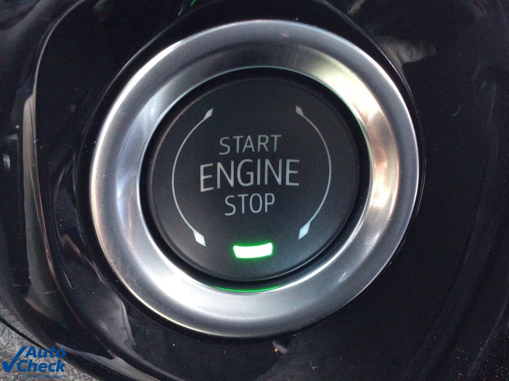 Used 2025 Chevrolet Silverado 2500 LTZ w/ LTZ Convenience Package image 35