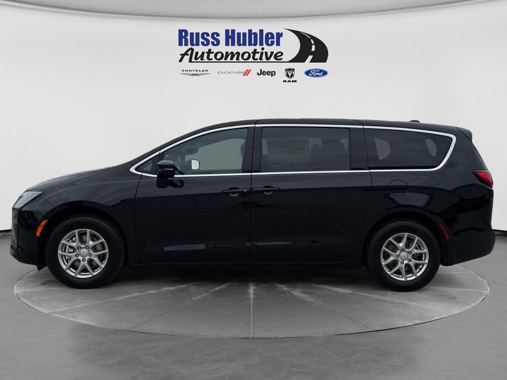 New 2027 Chrysler Pacifica Select FWD image 2
