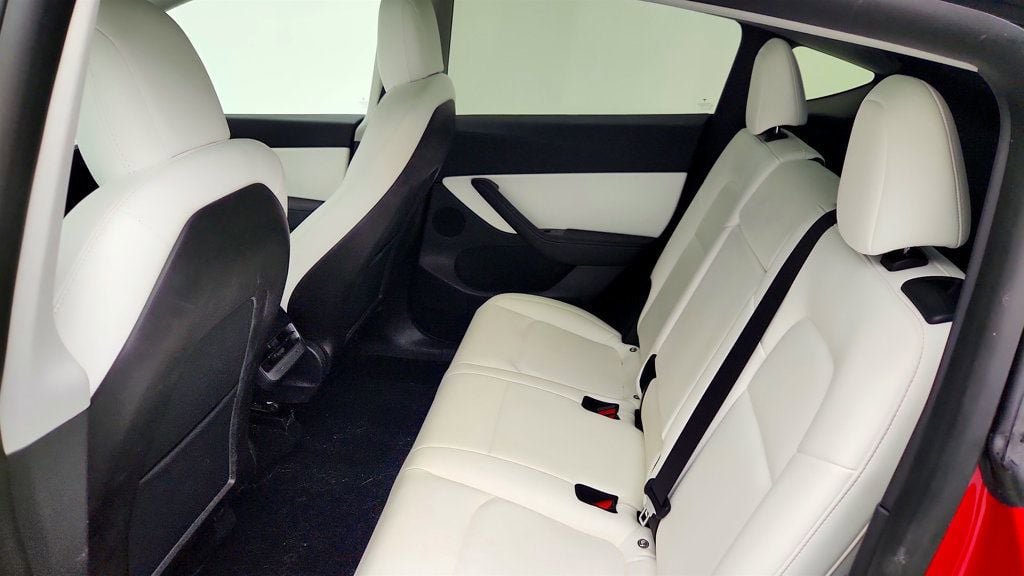 Used 2020 Tesla Model Y Long Range AWD/4WD image 25