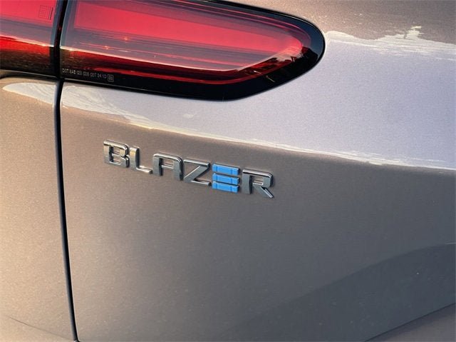 New 2025 Chevrolet Blazer EV LT w/ Super Cruise Package AWD/4WD image 33