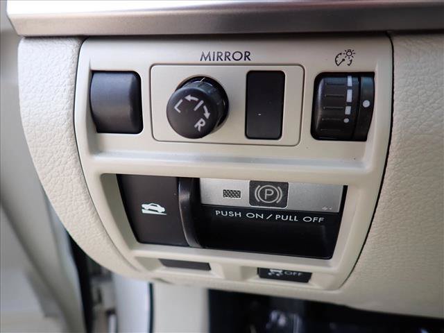 Used 2014 Subaru Outback 2.5i Premium w/ Popular Package #1B AWD/4WD image 14