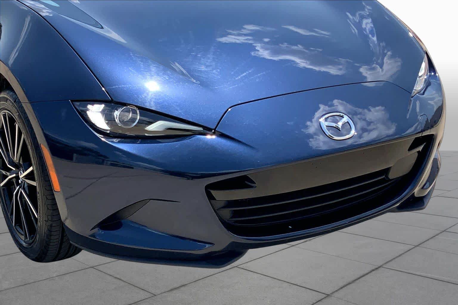 Certified 2025 MAZDA MX-5 Miata RF Grand Touring RWD image 26