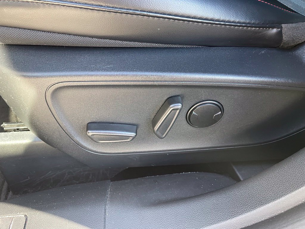 Certified 2024 Ford Escape ST-Line w/ Cold Weather Package FWD image 11