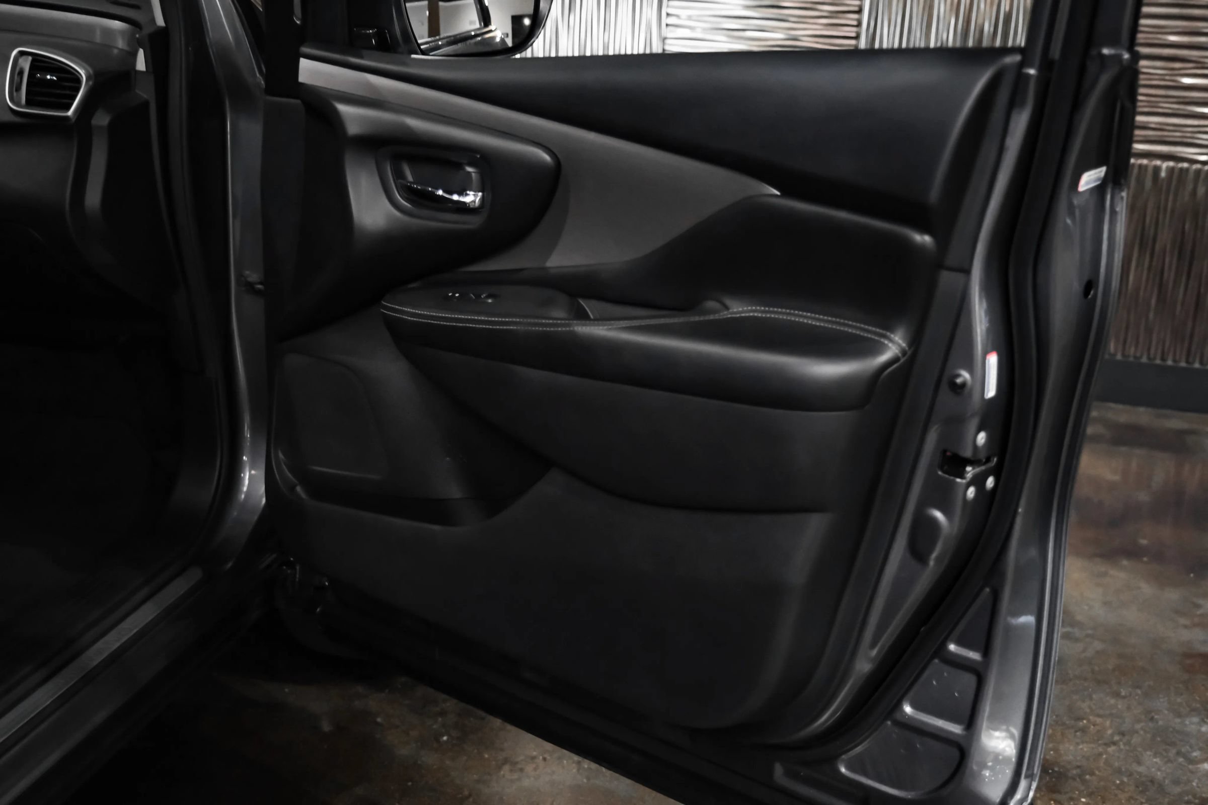 Used 2022 Nissan Murano S FWD image 36