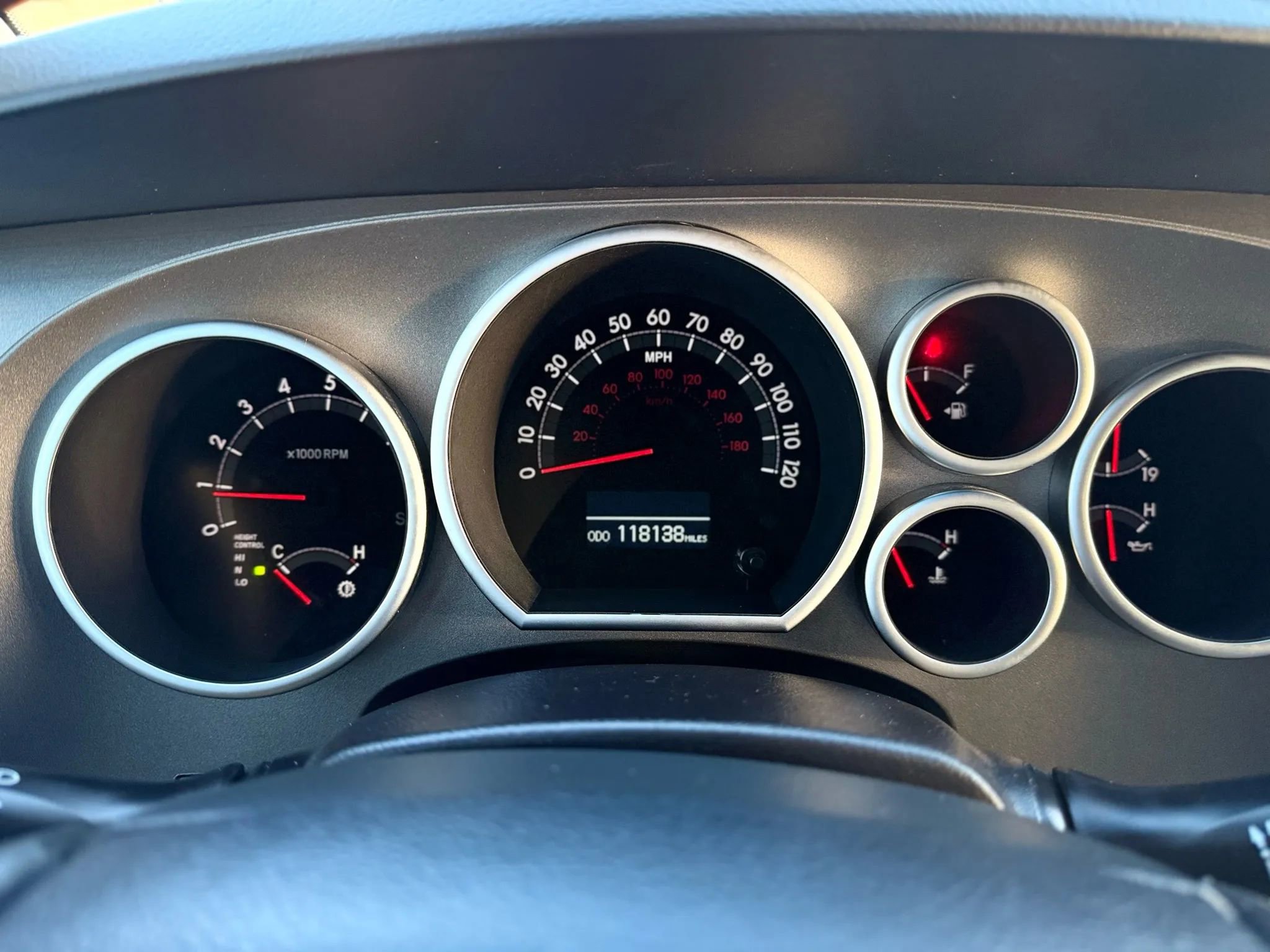 Used 2015 Toyota Sequoia Platinum image 33