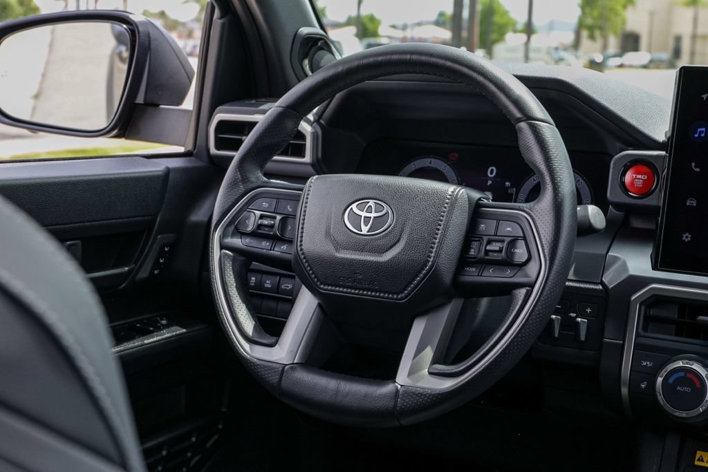 Used 2025 Toyota 4Runner TRD Off-Road Premium w/ Tow Technology Package AWD/4WD image 28