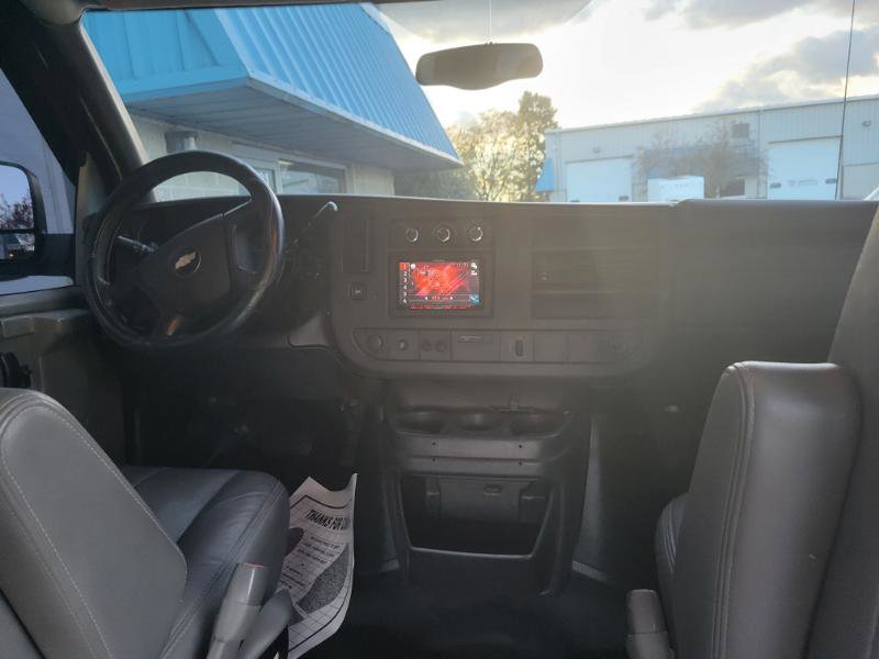 Used 2011 Chevrolet Express 1500 AWD image 44