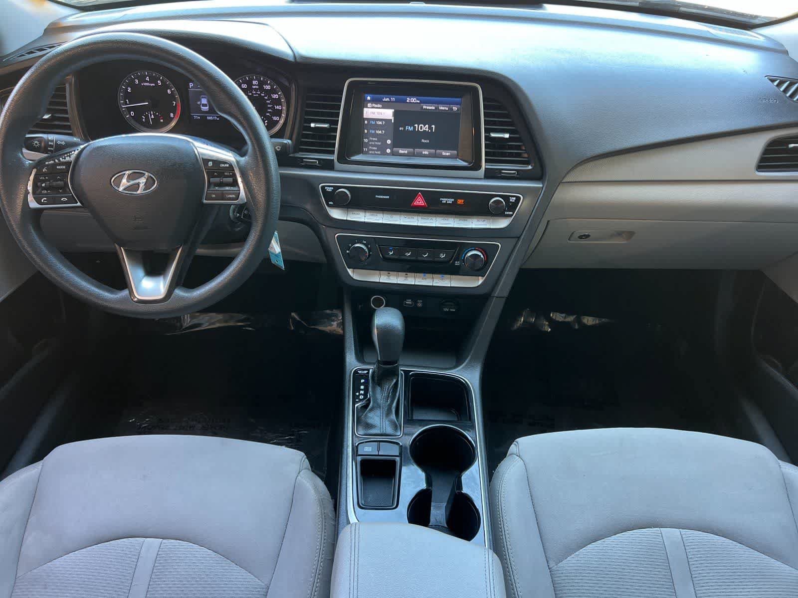 Used 2018 Hyundai Sonata SE FWD image 4
