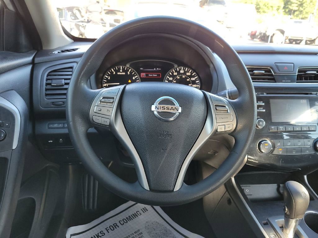 Used 2015 Nissan Altima 2.5 S w/ Special Edition Package FWD image 10