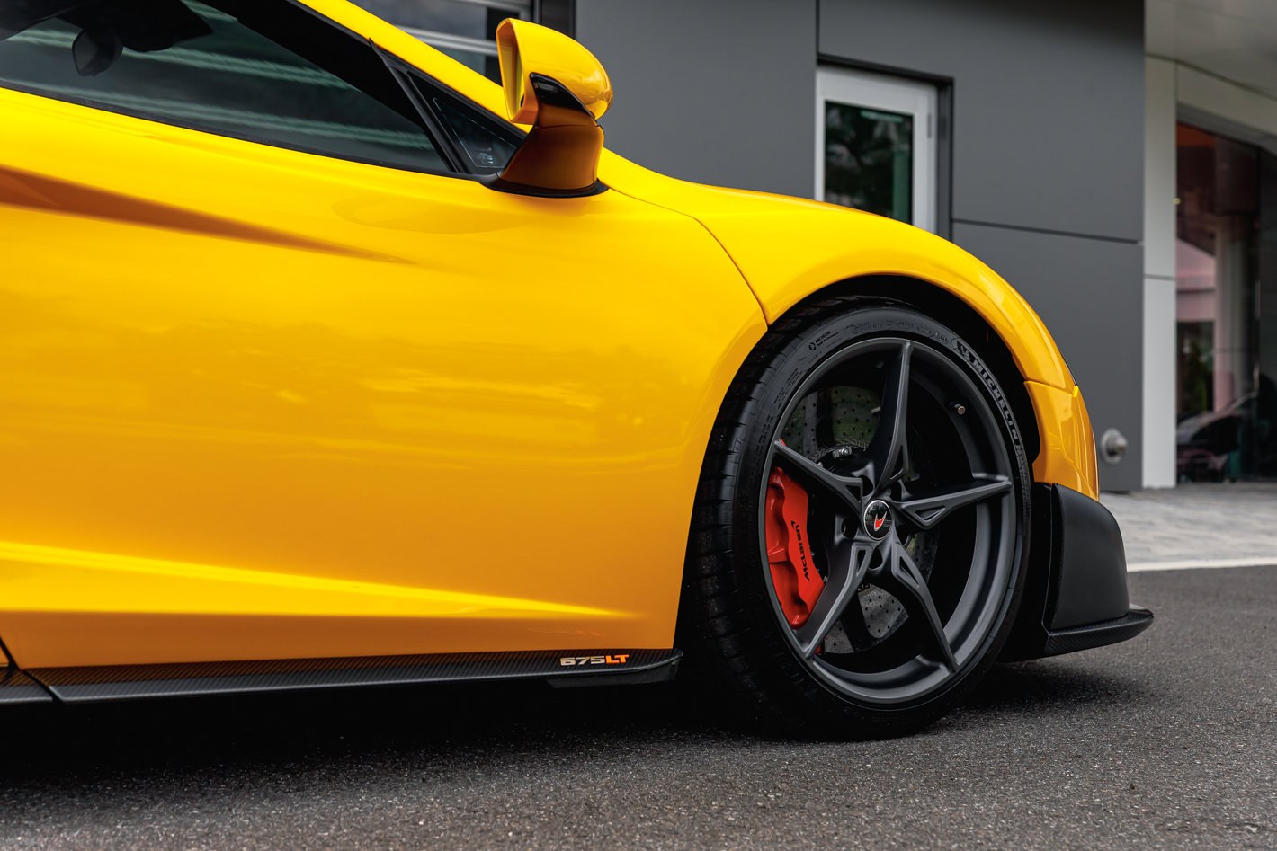 Used 2016 McLaren 675LT Coupe image 21