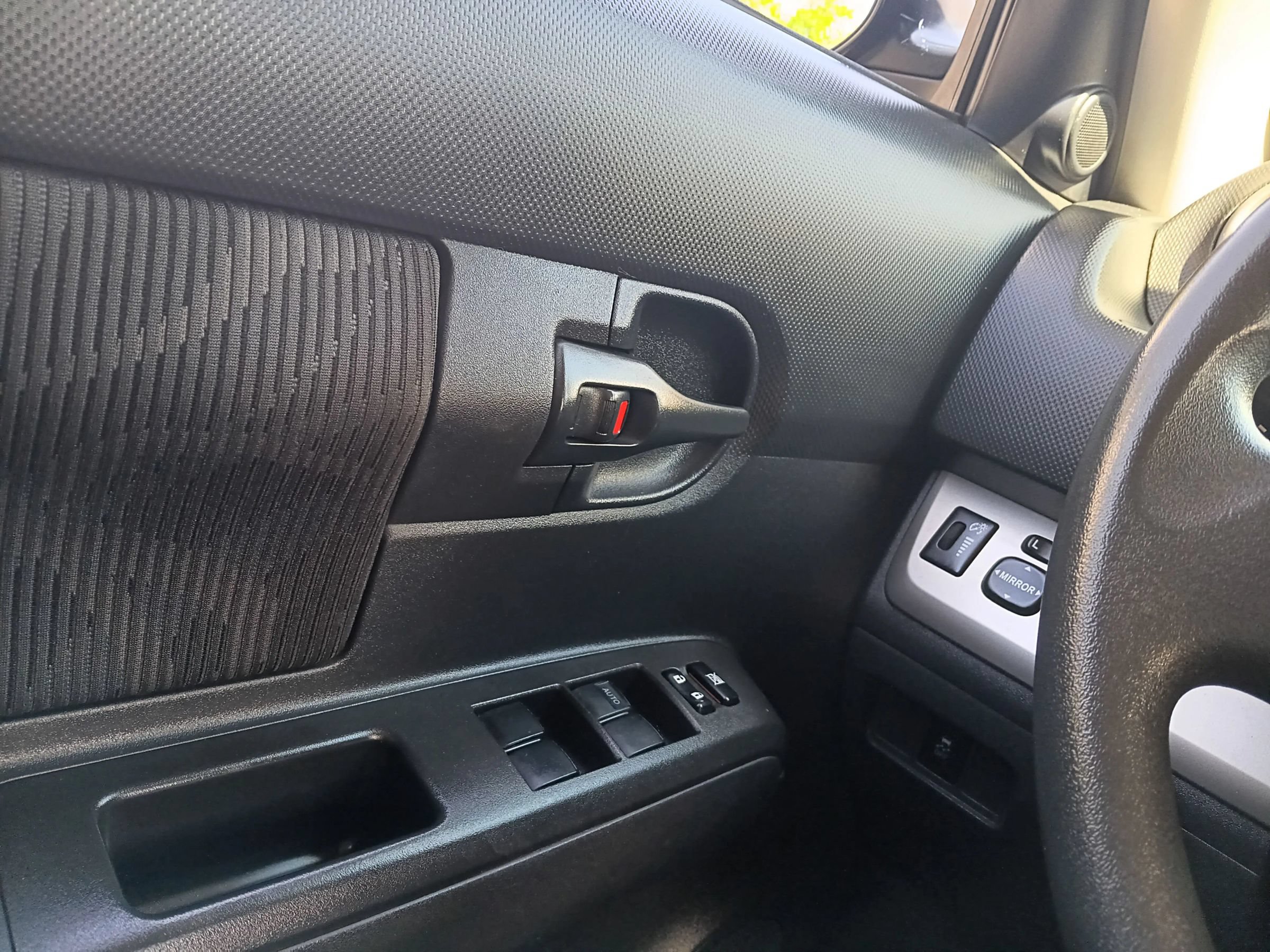 Used 2013 Scion xB FWD image 19