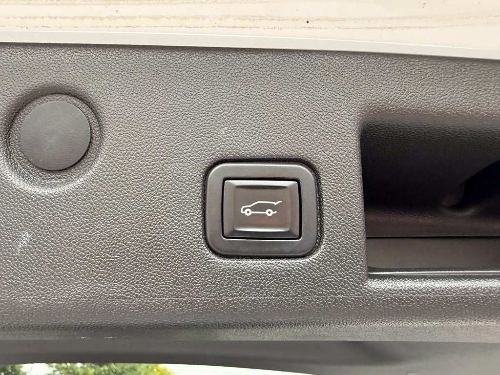 Used 2020 Chevrolet Equinox LT AWD/4WD image 19