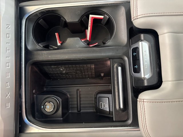 Used 2025 Ford Expedition Max Active image 41