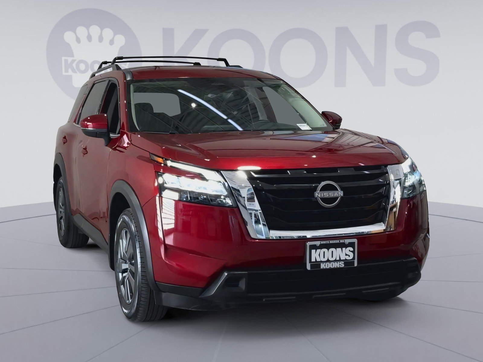 Used 2023 Nissan Pathfinder SV image 4