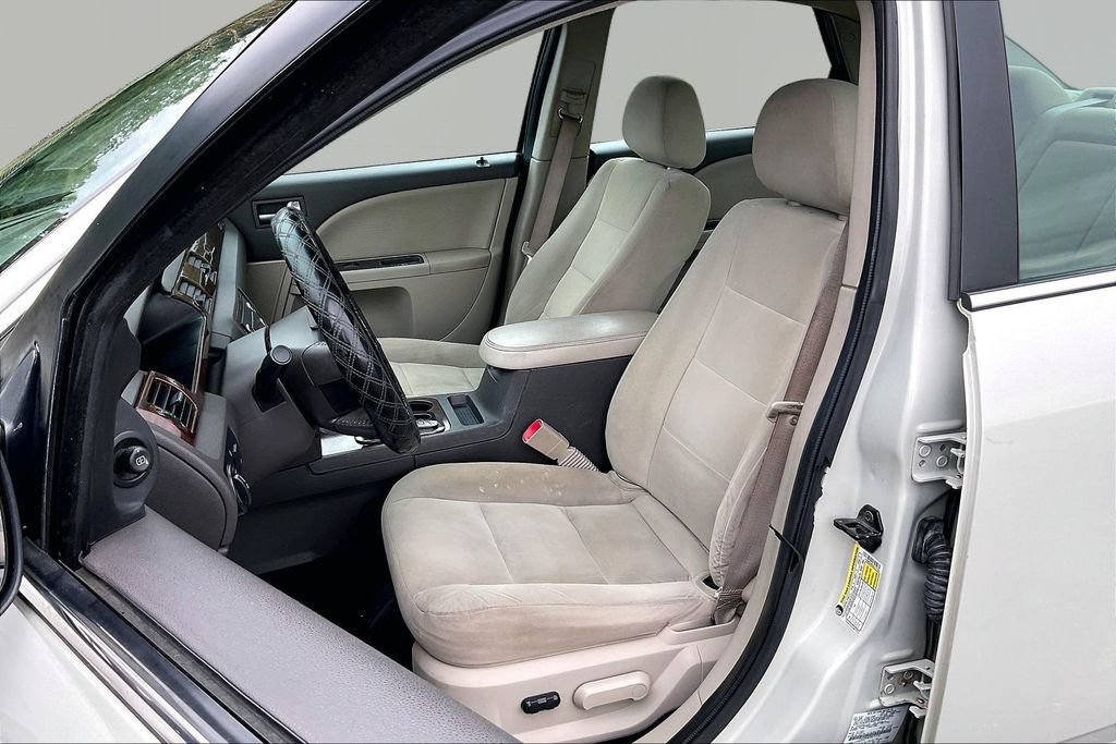 Used 2008 Ford Taurus SEL FWD image 23