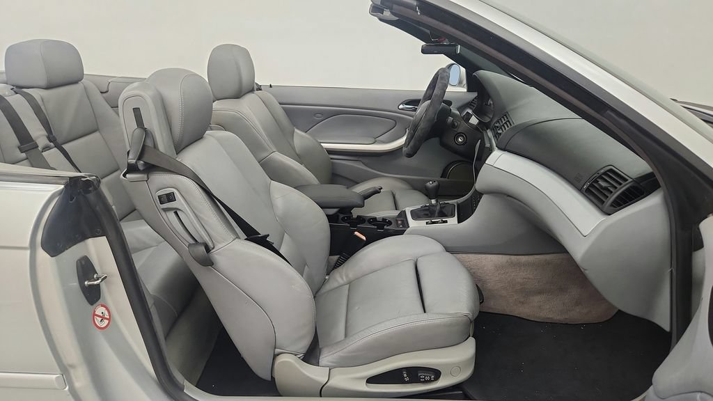 Used 2002 BMW M3 Convertible RWD image 17