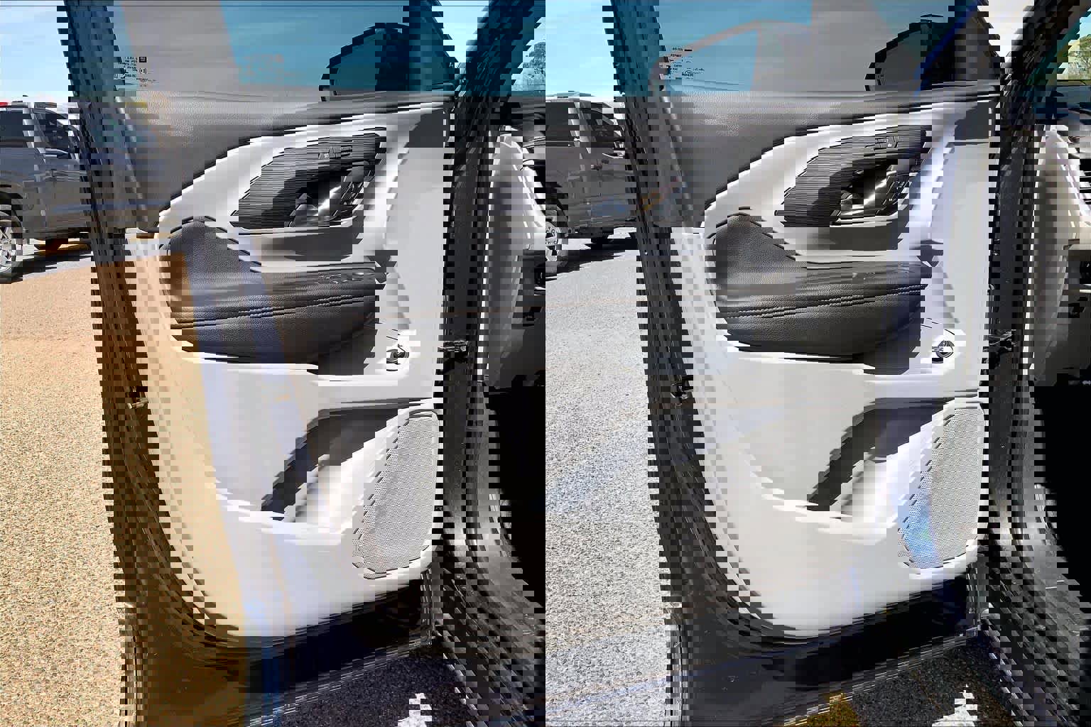 Used 2018 GMC Terrain SLT w/ Preferred Package image 22