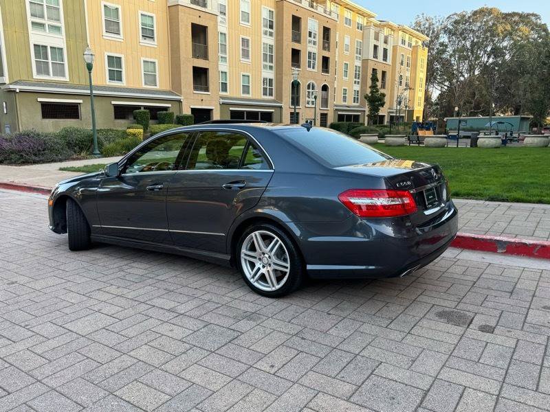 Used 2010 Mercedes-Benz E 550 Sedan image 7