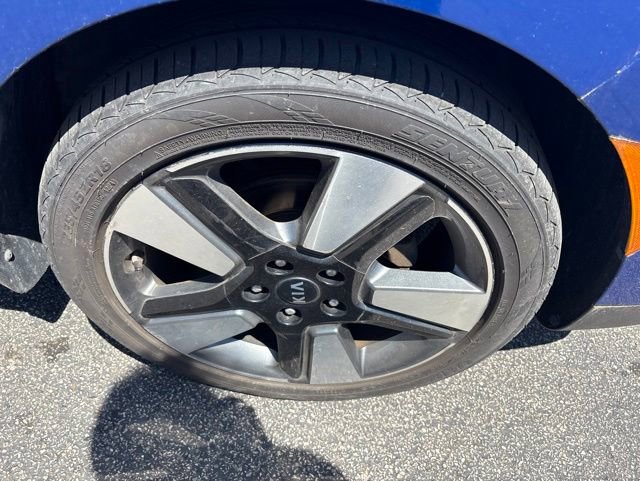 Used 2020 Kia Soul EX FWD image 14
