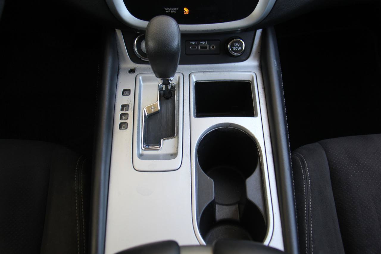 Used 2020 Nissan Murano S FWD image 16