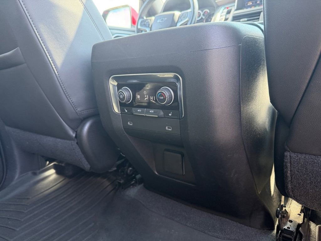 Used 2021 Chevrolet Tahoe Z71 w/ Z71 Signature Package AWD/4WD image 22
