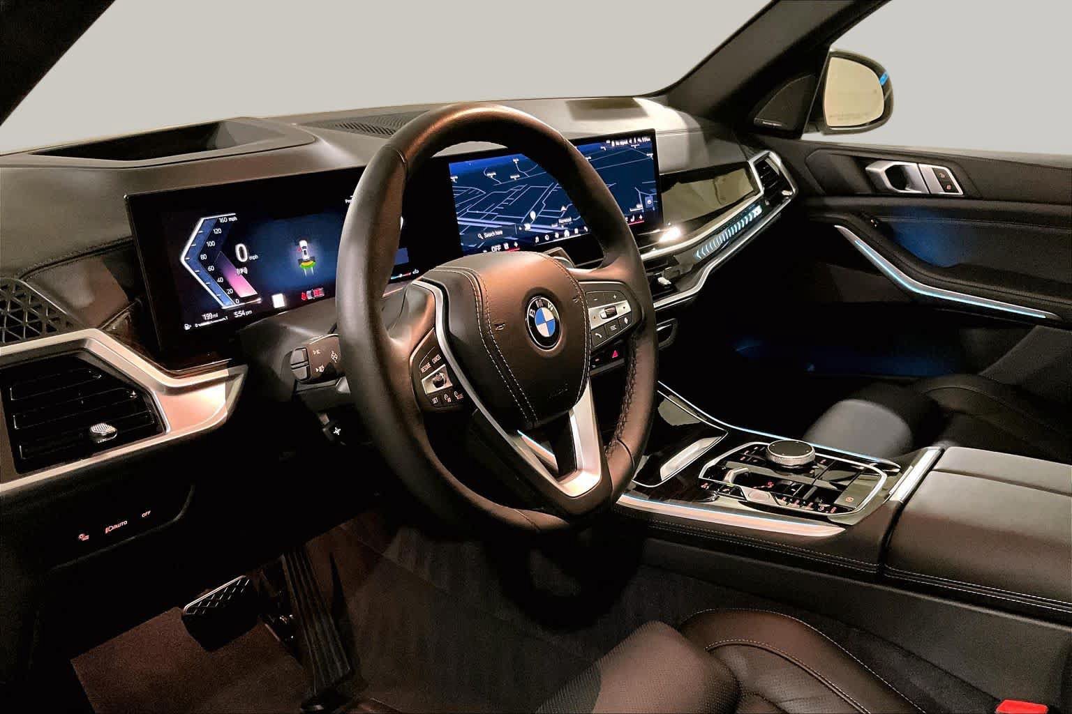 Certified 2024 BMW X5 xDrive40i w/ Premium Package AWD/4WD image 17