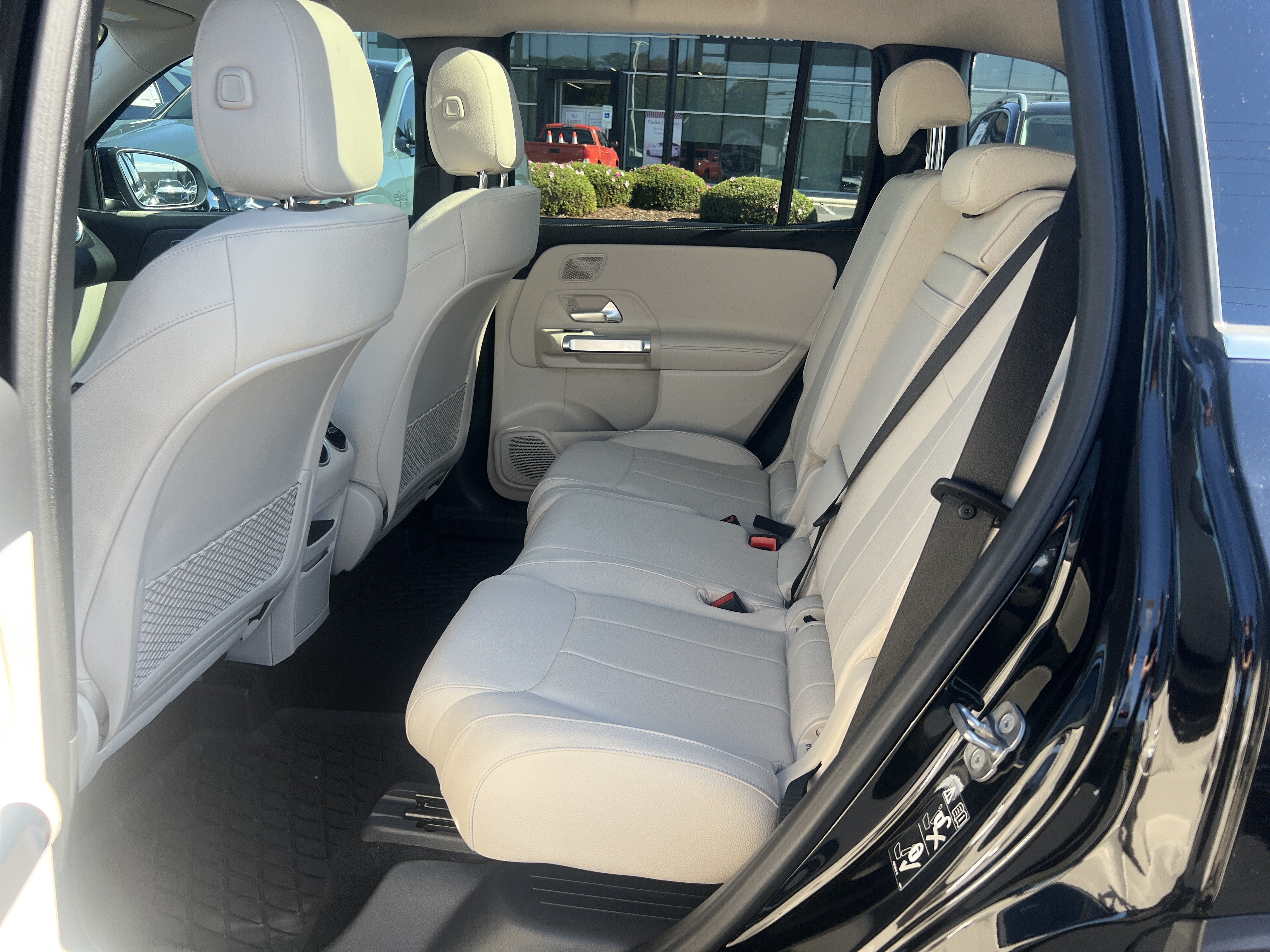 Certified 2026 Mercedes-Benz GLB 250 image 32