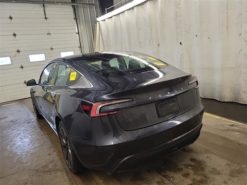 Used 2024 Tesla Model 3 image 2