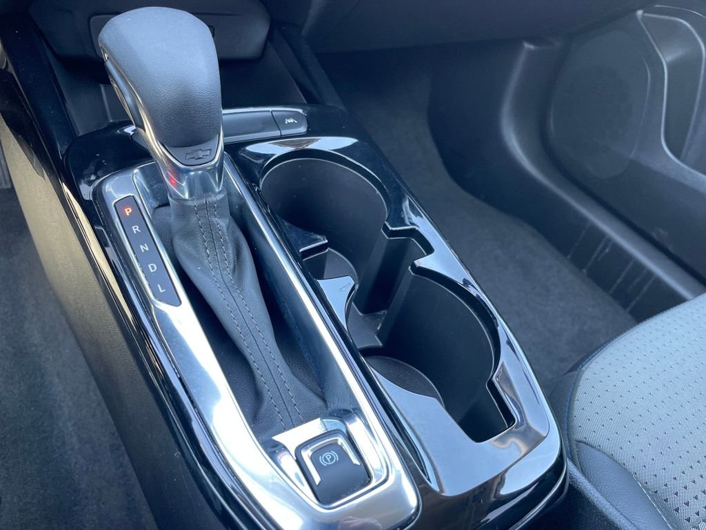 Used 2025 Chevrolet Trax LT image 25