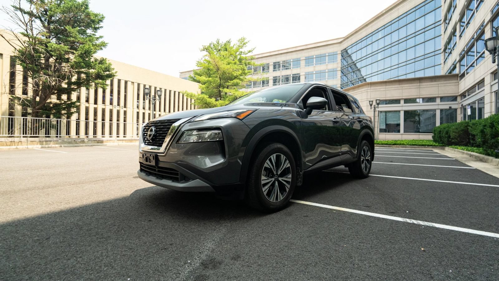 Used 2023 Nissan Rogue SV AWD/4WD image 7
