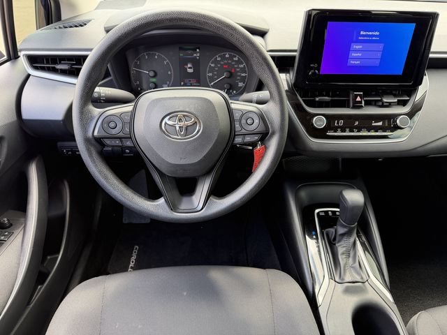 Used 2025 Toyota Corolla LE FWD image 12