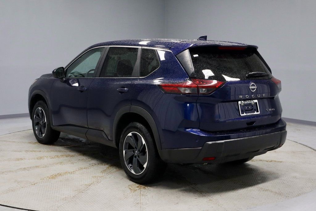 Certified 2024 Nissan Rogue SV image 9
