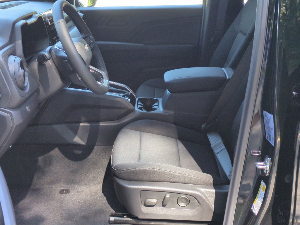 New 2026 Chevrolet Colorado W/T w/ WT Custom Package RWD image 16