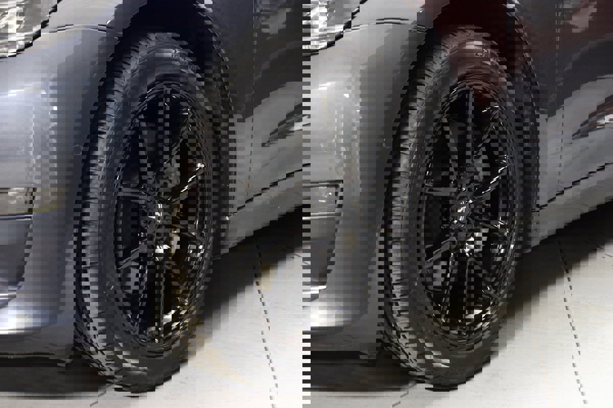 Used 2023 Tesla Model 3 Standard Range image 6