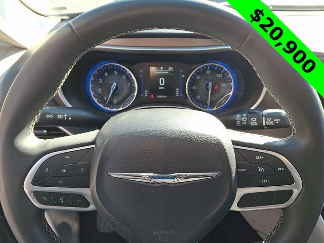 Certified 2023 Chrysler Voyager LX image 20