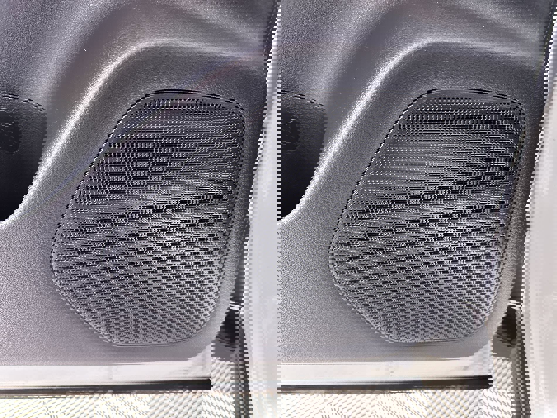 Used 2021 Nissan Rogue SV w/ Premium Package image 61