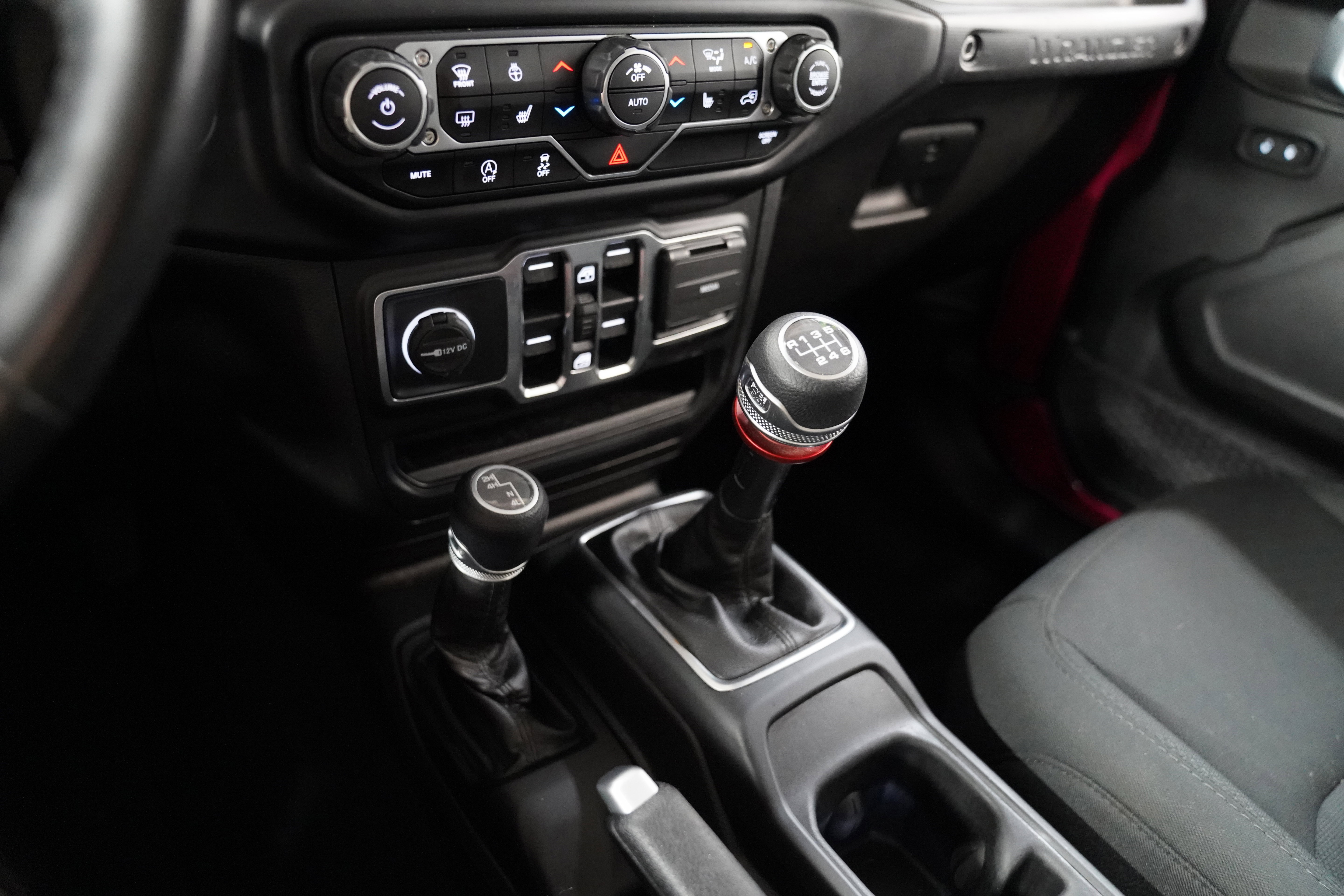 Used 2022 Jeep Wrangler Unlimited Sport AWD/4WD image 29