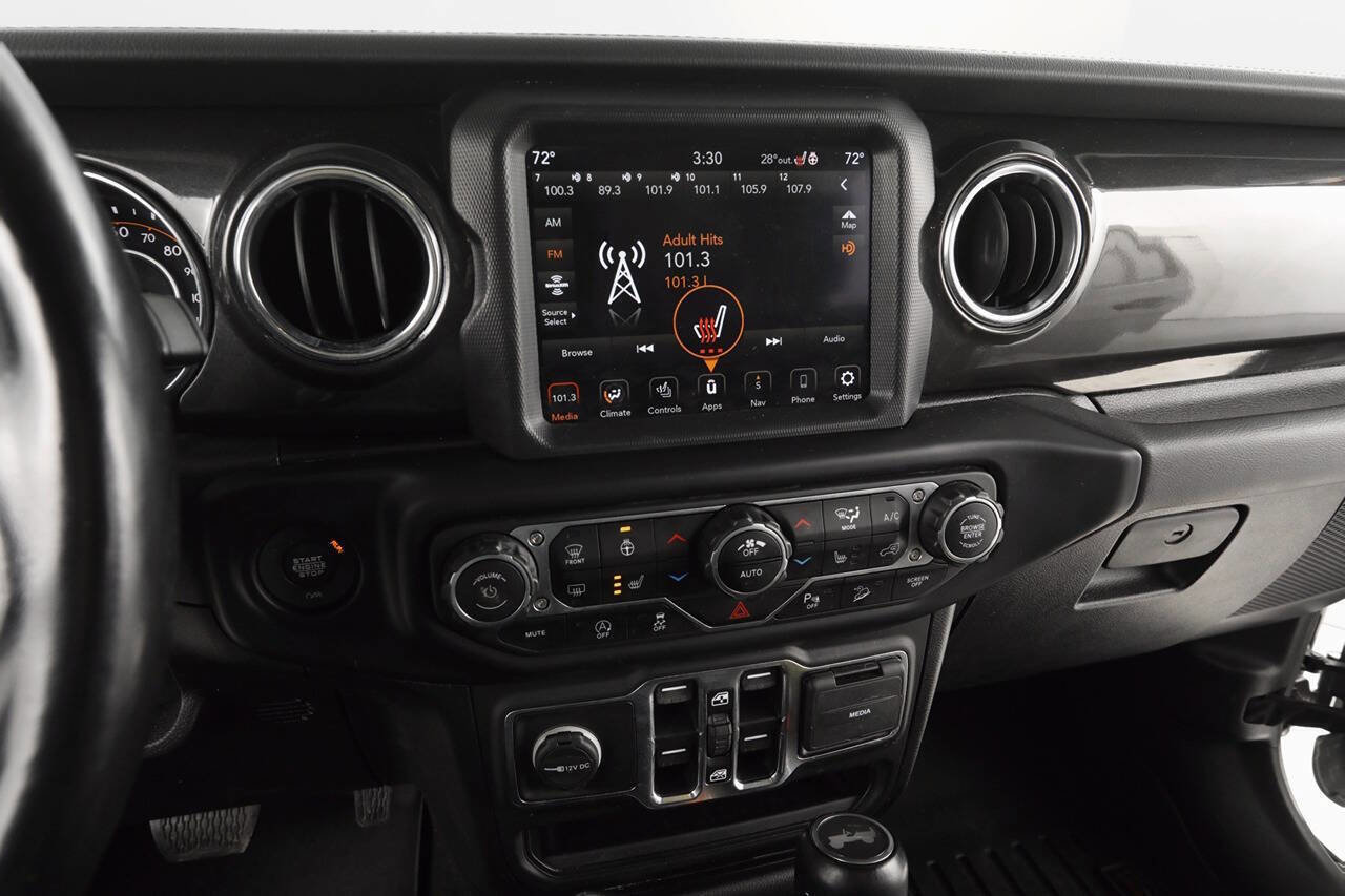 Used 2021 Jeep Wrangler Unlimited Sahara image 39