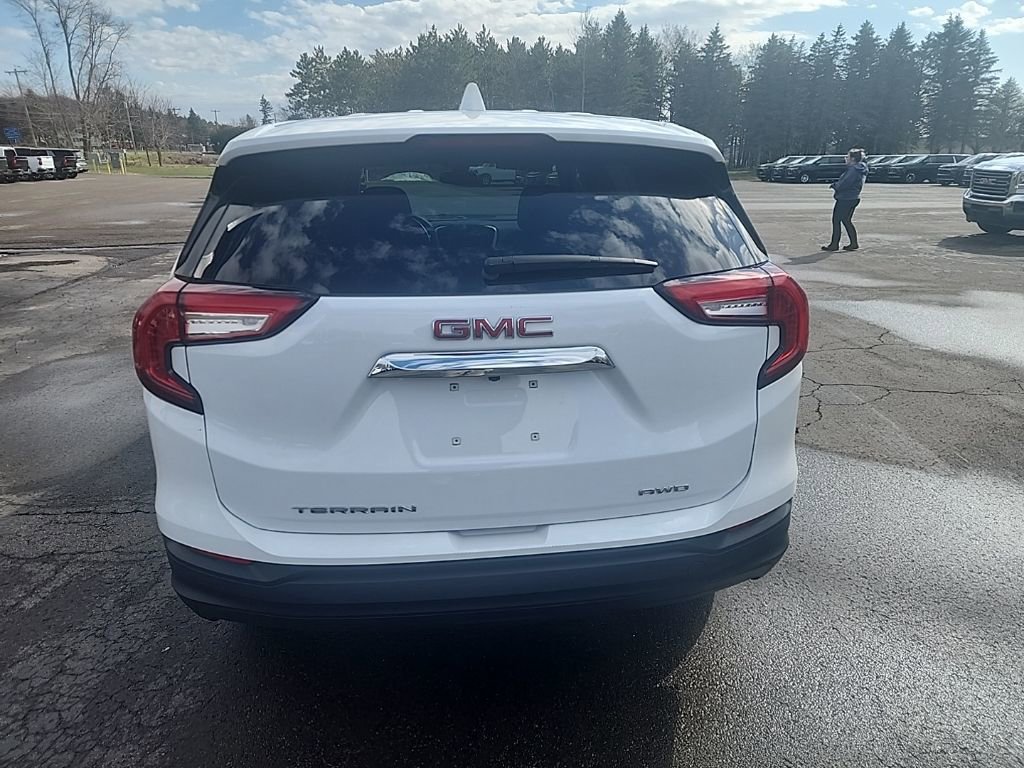 Used 2022 GMC Terrain SLE AWD/4WD image 6