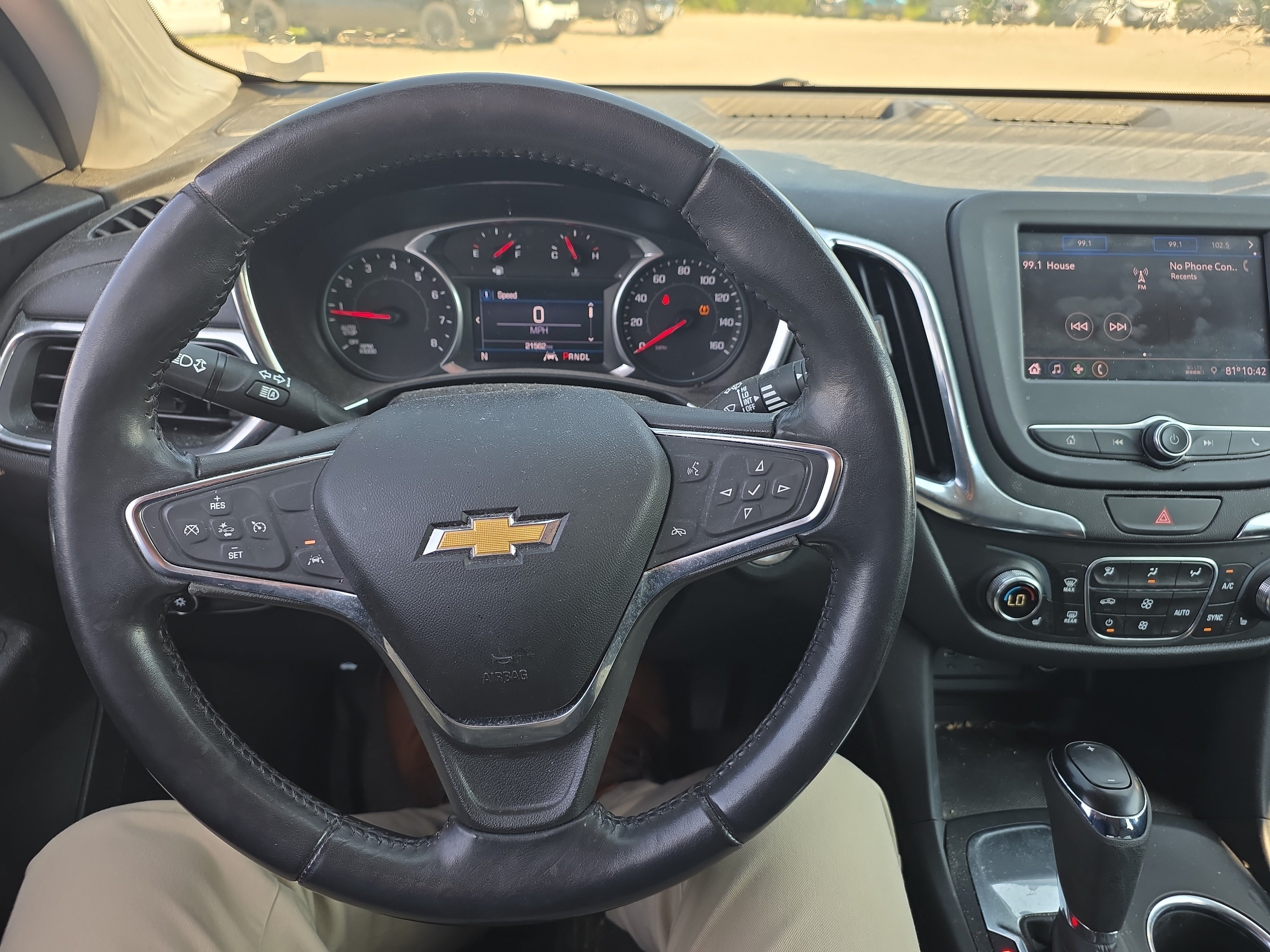 Used 2020 Chevrolet Equinox LT FWD image 13