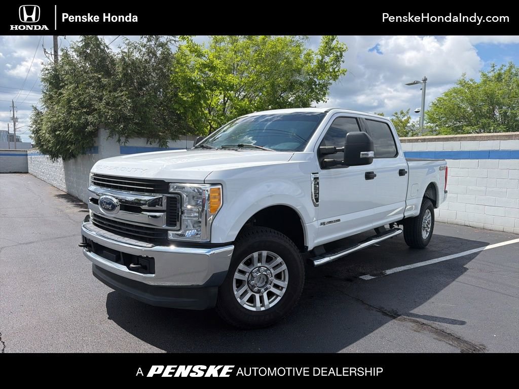 Used 2017 Ford F250 XLT AWD/4WD image 1