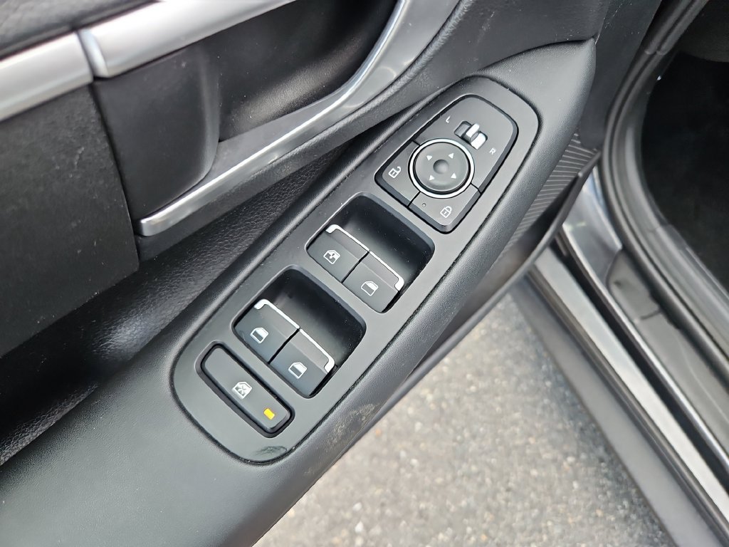 Used 2021 Hyundai Sonata SE FWD image 24